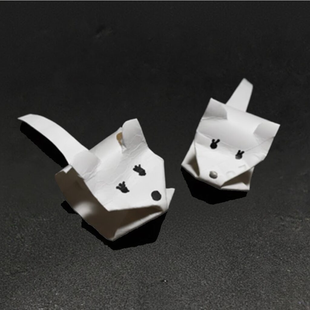 トイレパーの芯のネズミ